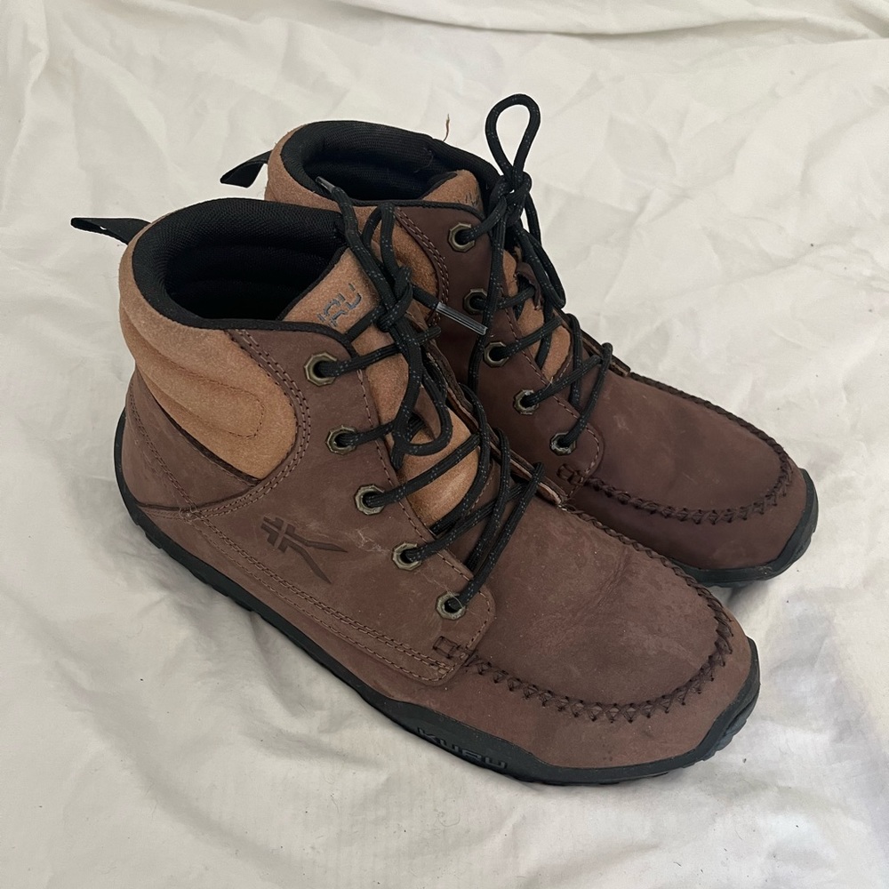 Kuru boots